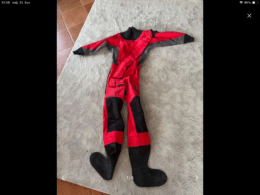 Gul 150-160 cm használt amerikai kajakos szárazruha